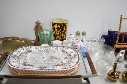 Large Group of Assorted Table Articles Surprise Lot