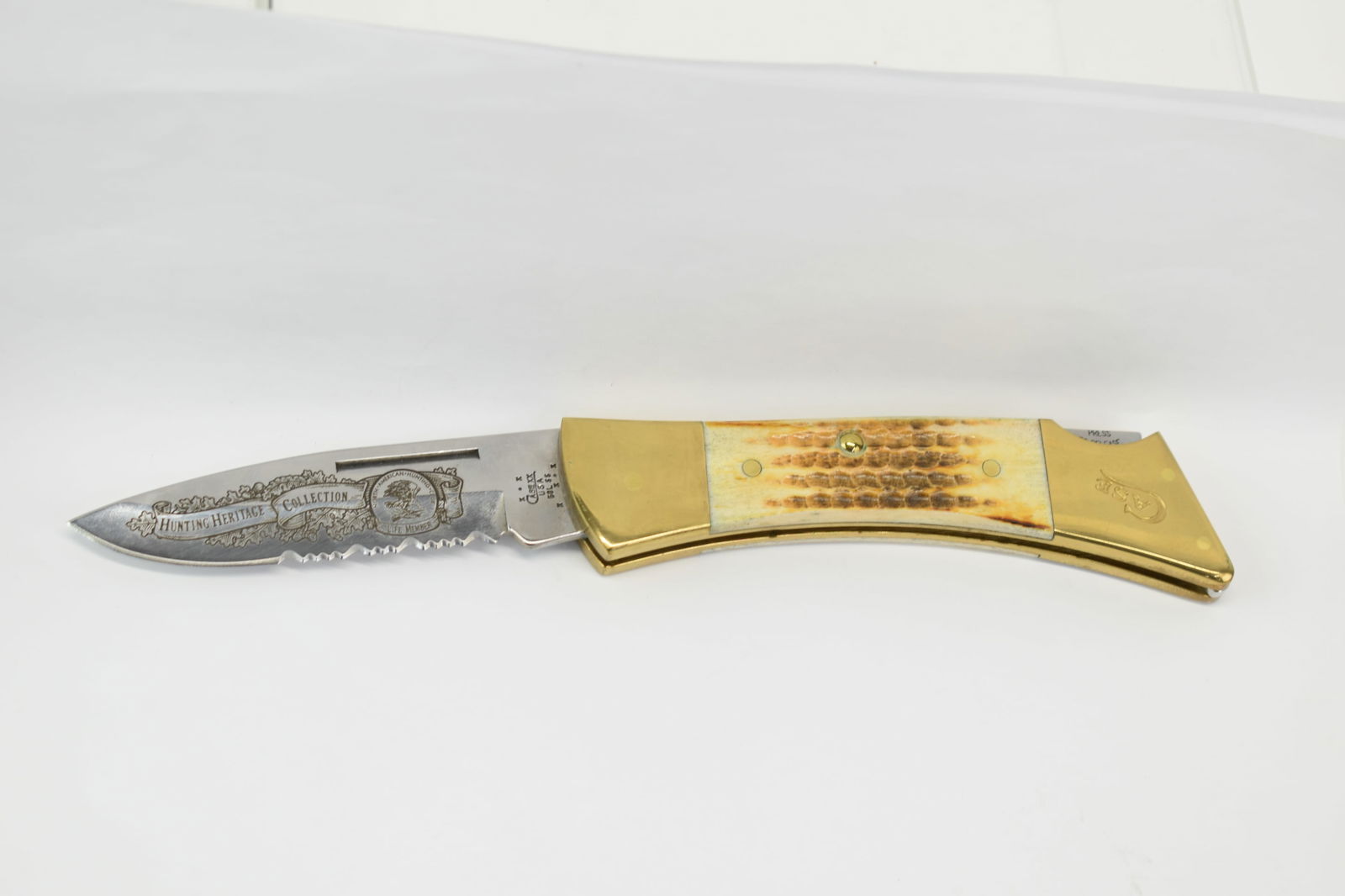 Case Hunting Heritage Collection Knife (1 of 8)