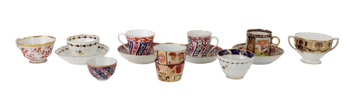 Group of Worcester Porcelain Teacups and Saucers
