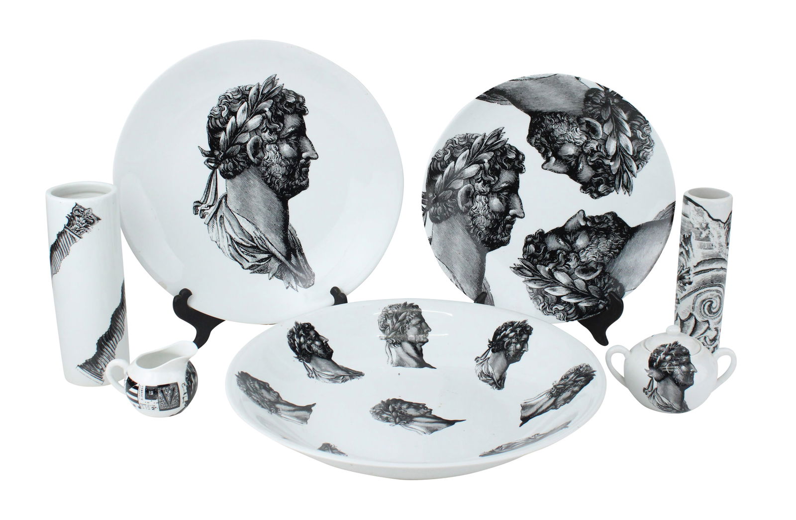 Seven Timney Fowler Porcelain Table Articles (1 of 10)