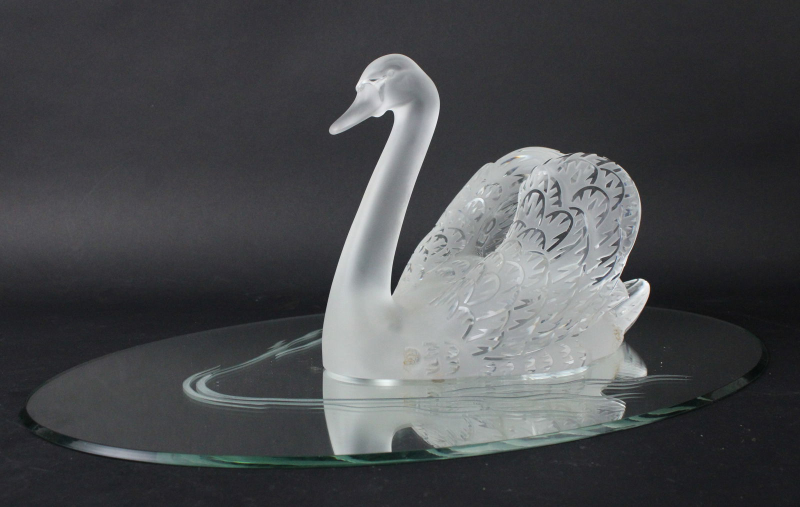 Lalique Head Up Swan Sculpture (1 of 13)