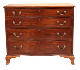 Chippendale Mahogany Serpentine-Front Chest of Drawers