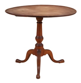 Chippendale Turned Maple Dish-Top Tilt-Top Tea Table