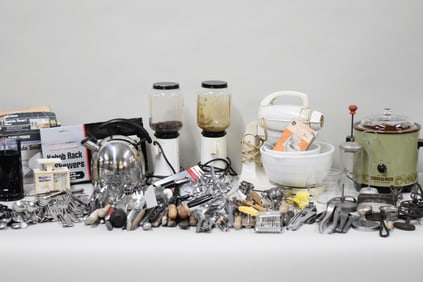Large Vintage Group of Assorted Kitchenware Articles
