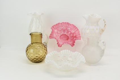 Two Coin Spot Ruffled Edge Center Bowls