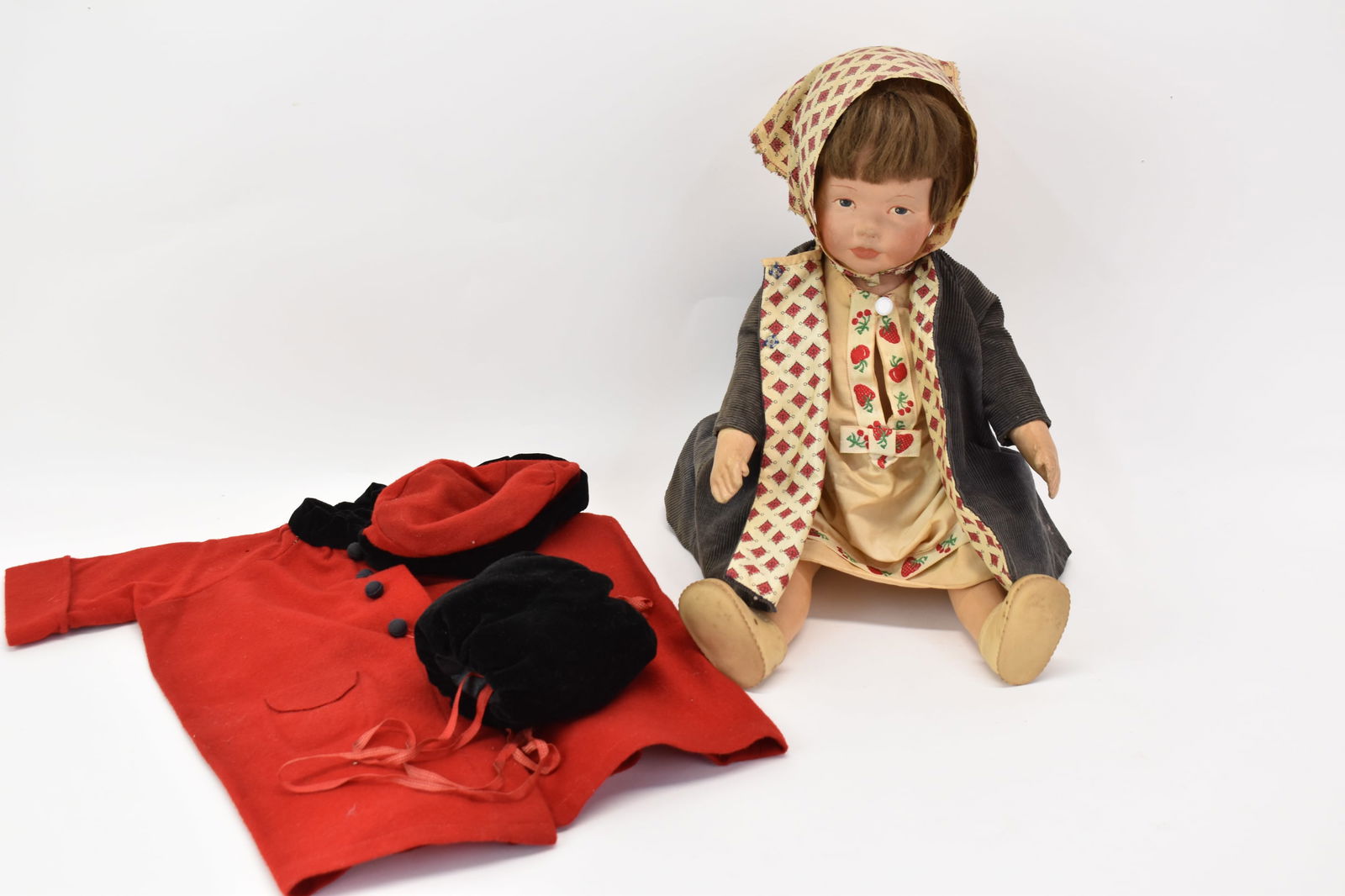 Kamkins Louise Kampes Atlantic City Cloth Female Doll (1 of 12)
