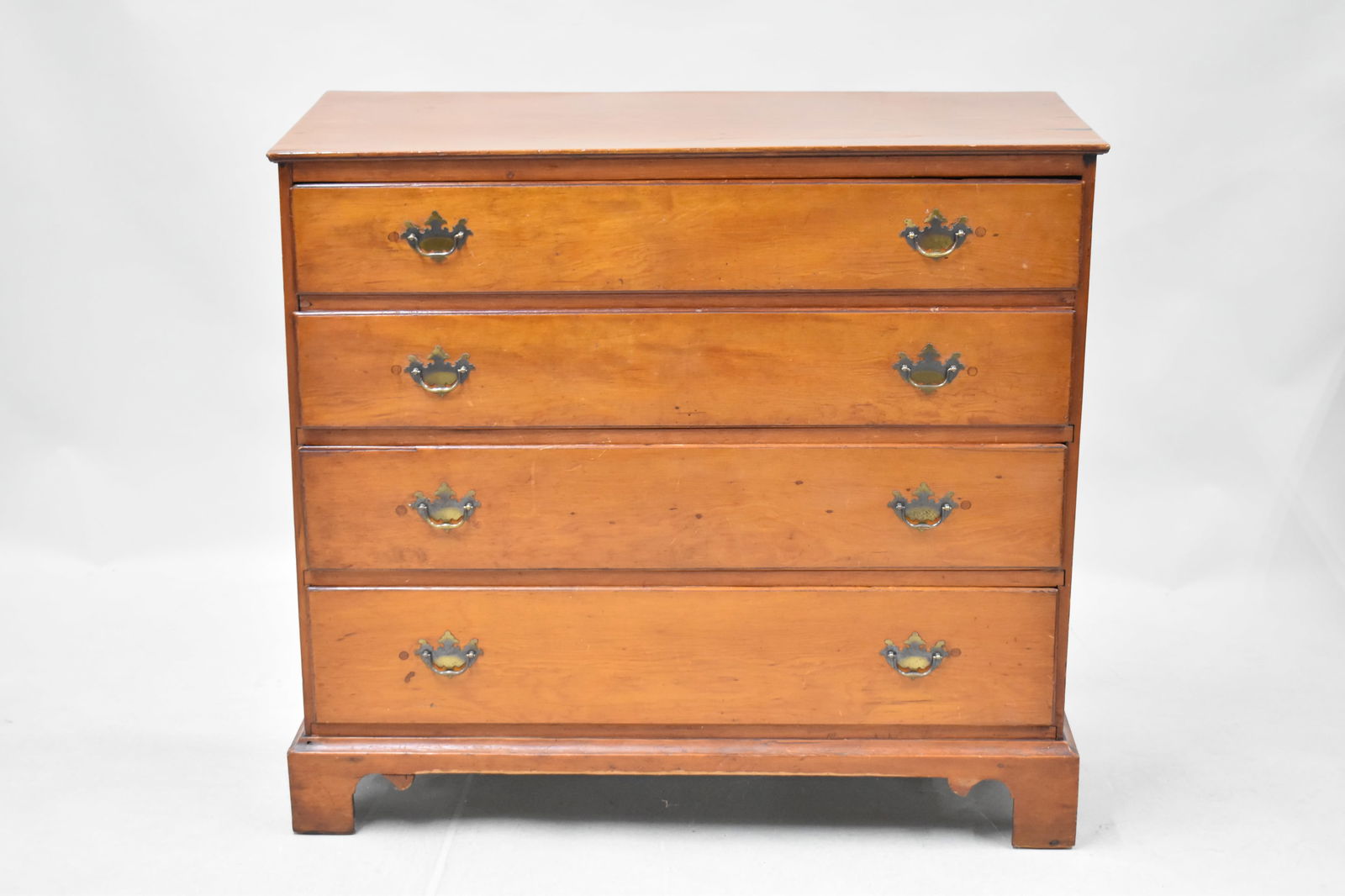 Antique Four Drawer Dressing Chest (1 of 13)