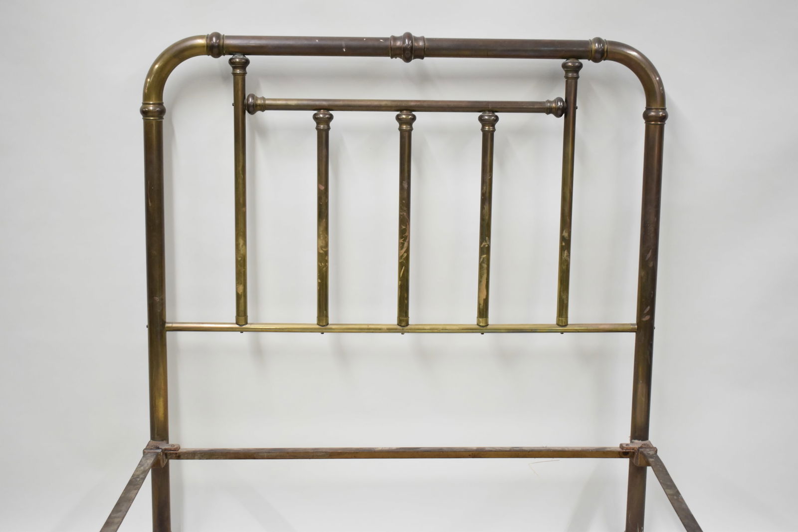 Antique Brass Bed Full Size Bed (1 of 8)