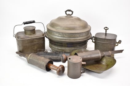 Group of Assorted Tin Kitchen Articles
