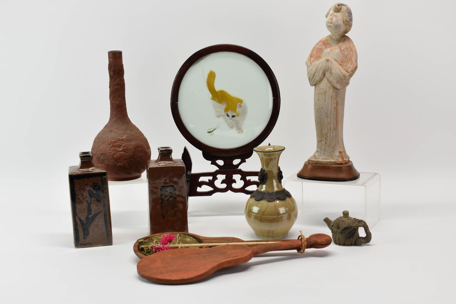 Group of Assorted Asian Articles (1 of 20)