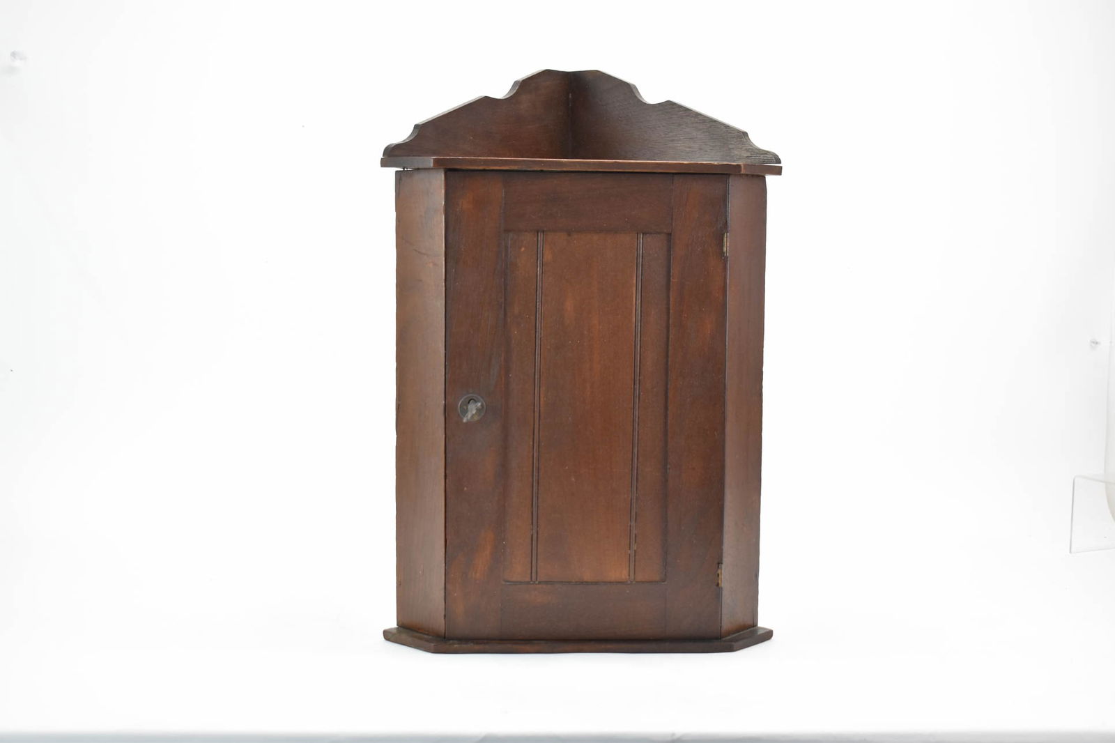 Antique Walnut Hanging Corner Cabinet (1 of 4)