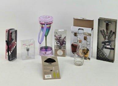 Group of Assorted Kitchen Decor Items