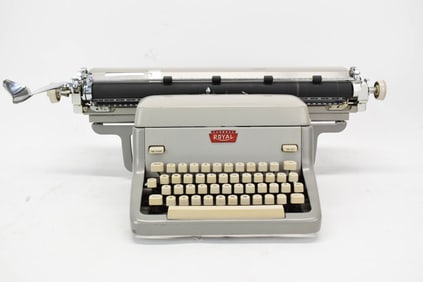 Vintage Royal Manual Typewriter Model FP