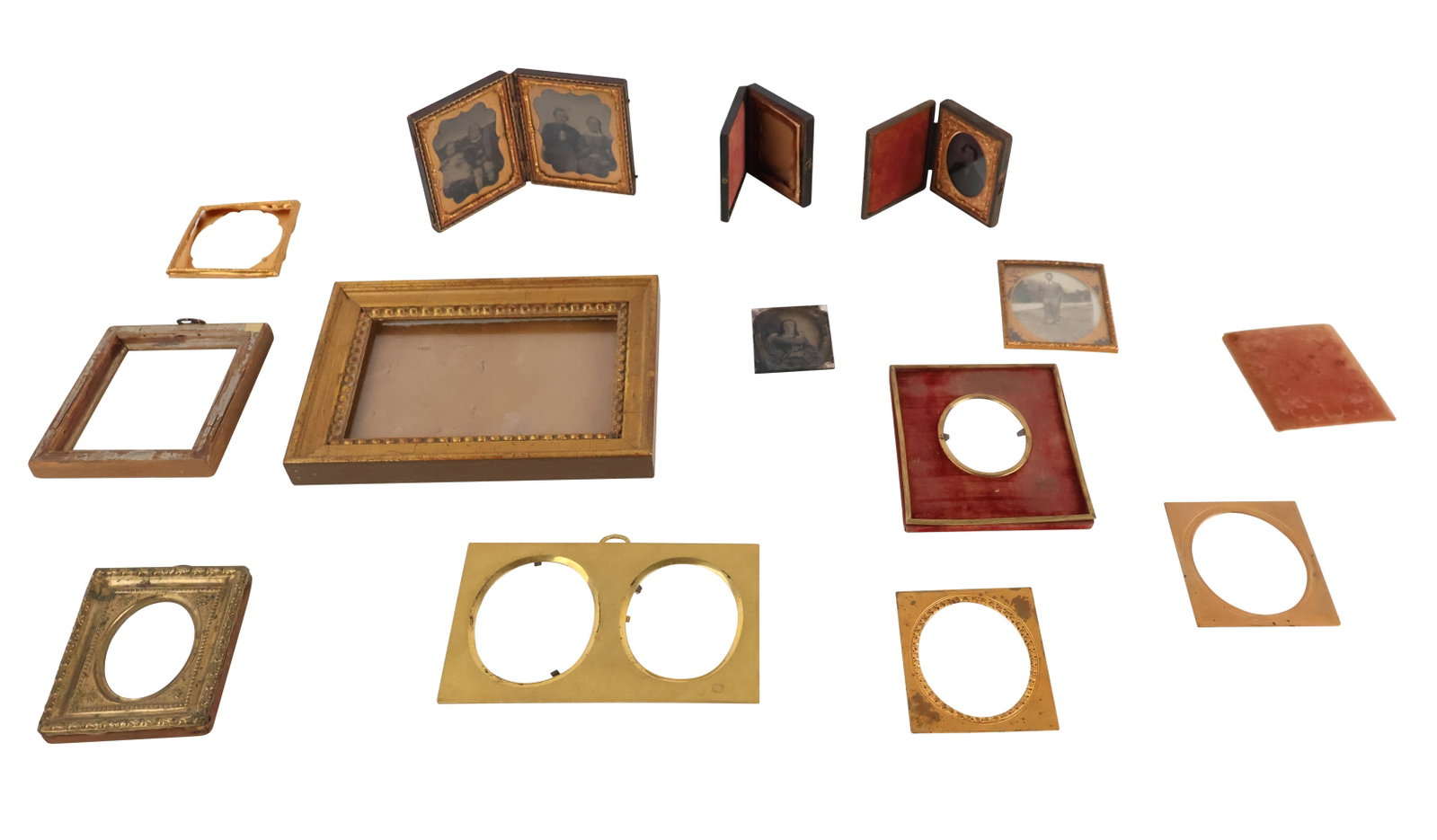 Group of Daguerreotypes: Group of Daguerreotypes 19th C. Together with a unframed daguerreotypes, frames, and glass.