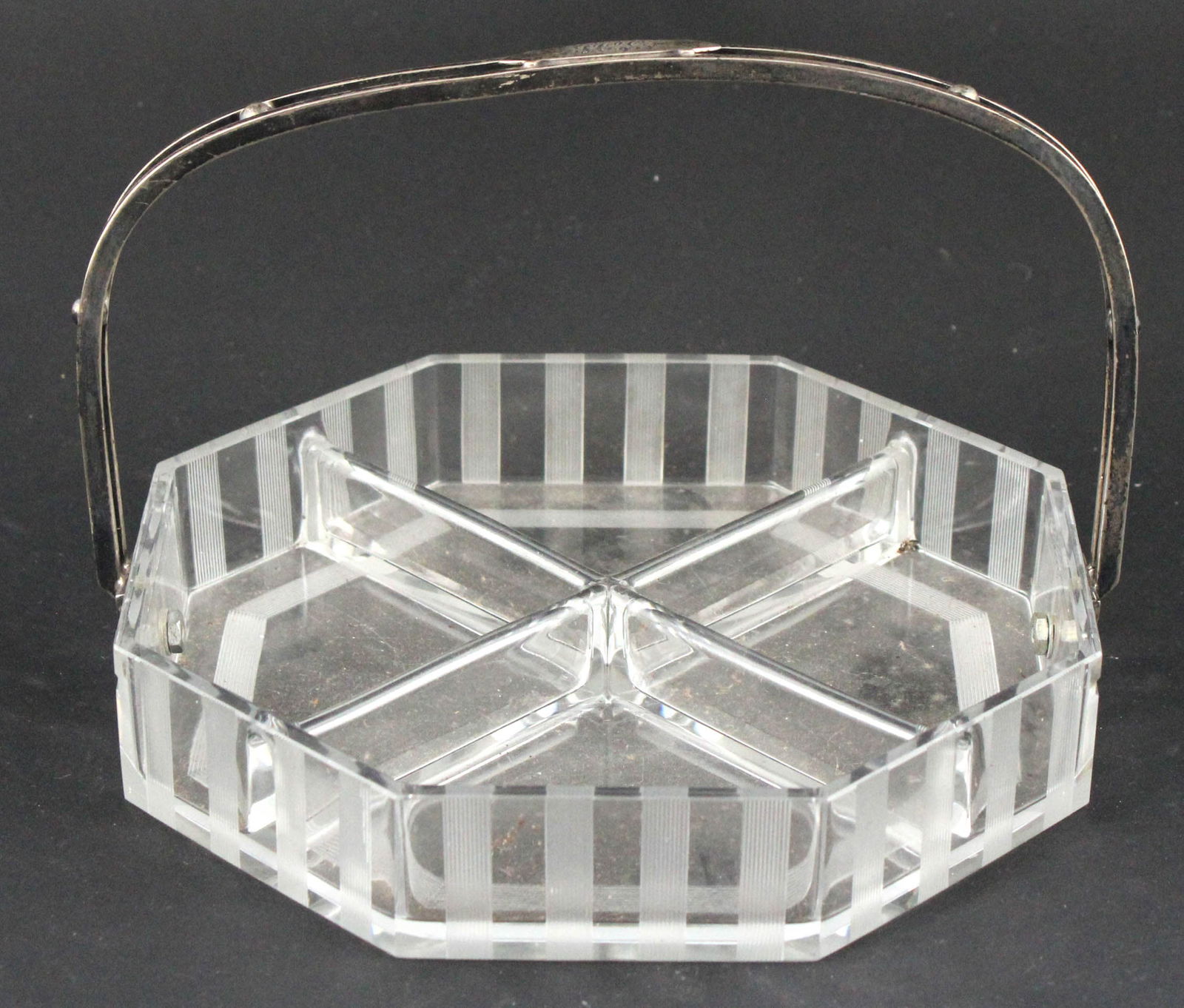 Hawkes Crystal and Sterling Art Deco Candy Dish (1 of 6)