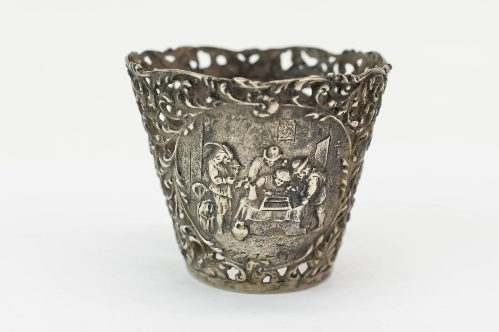 Dutch Silver Diminutive Shade with Pub Vignettes (1 of 5)