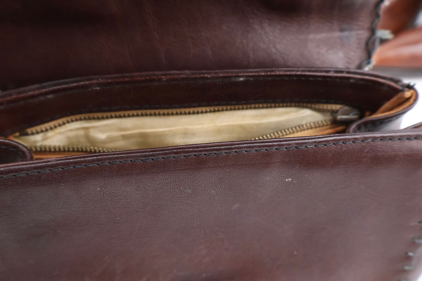 Vintage Brown Leather Handbag - 5