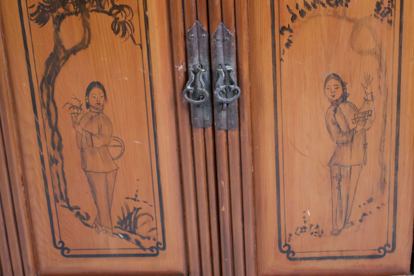 Two Chinese Side Cabinets - 11