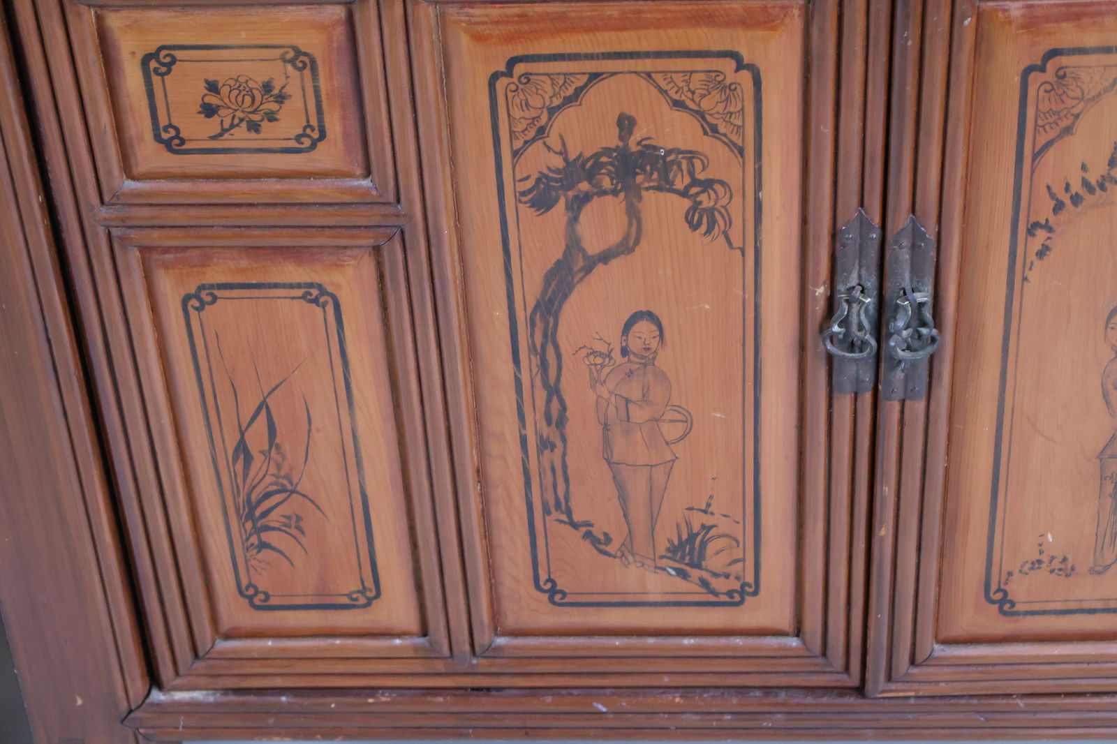 Two Chinese Side Cabinets - 13