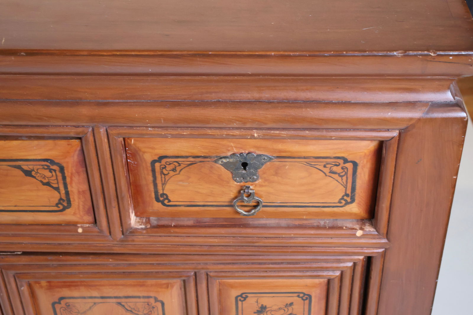 Two Chinese Side Cabinets - 14