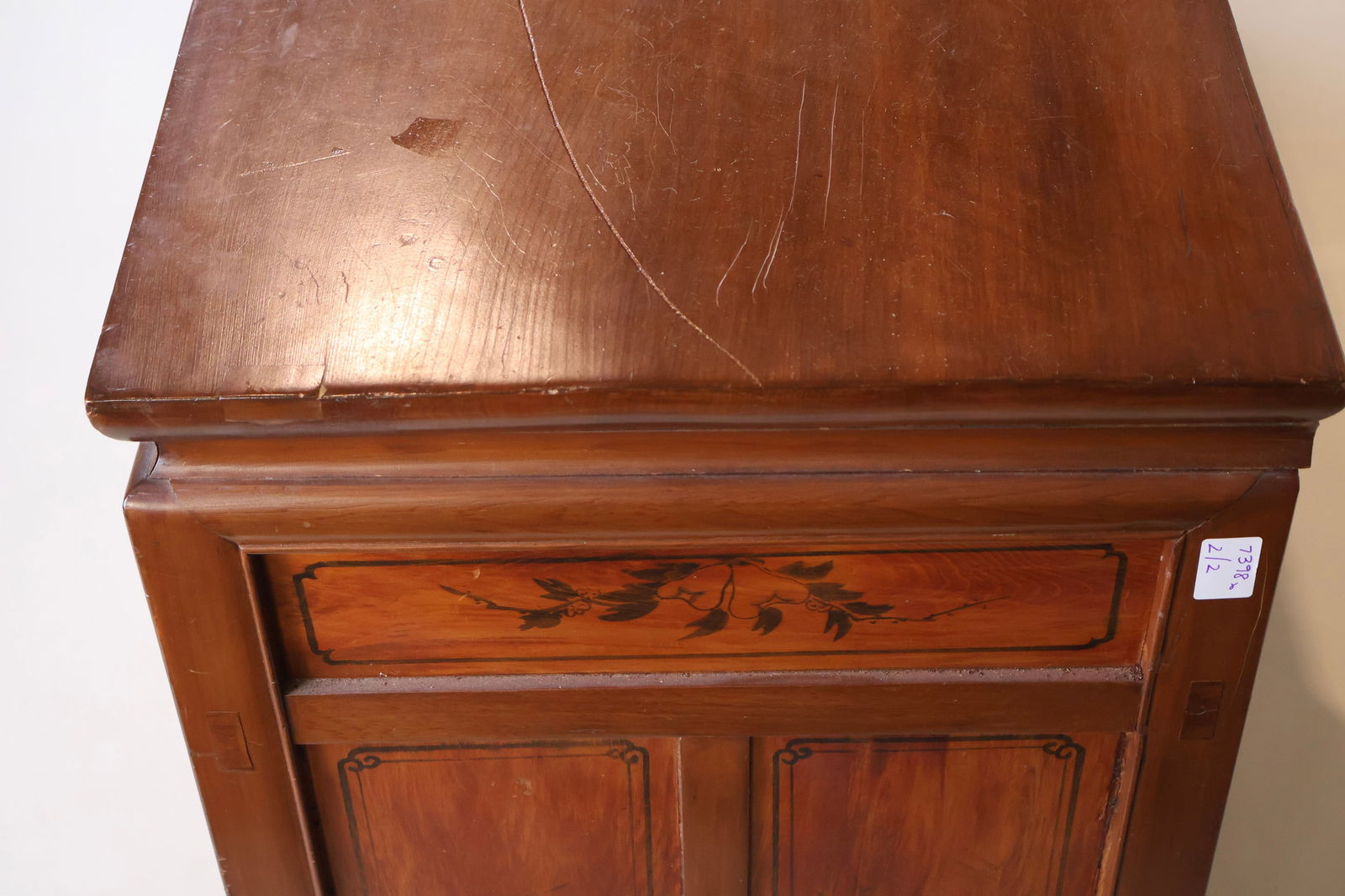 Two Chinese Side Cabinets - 17