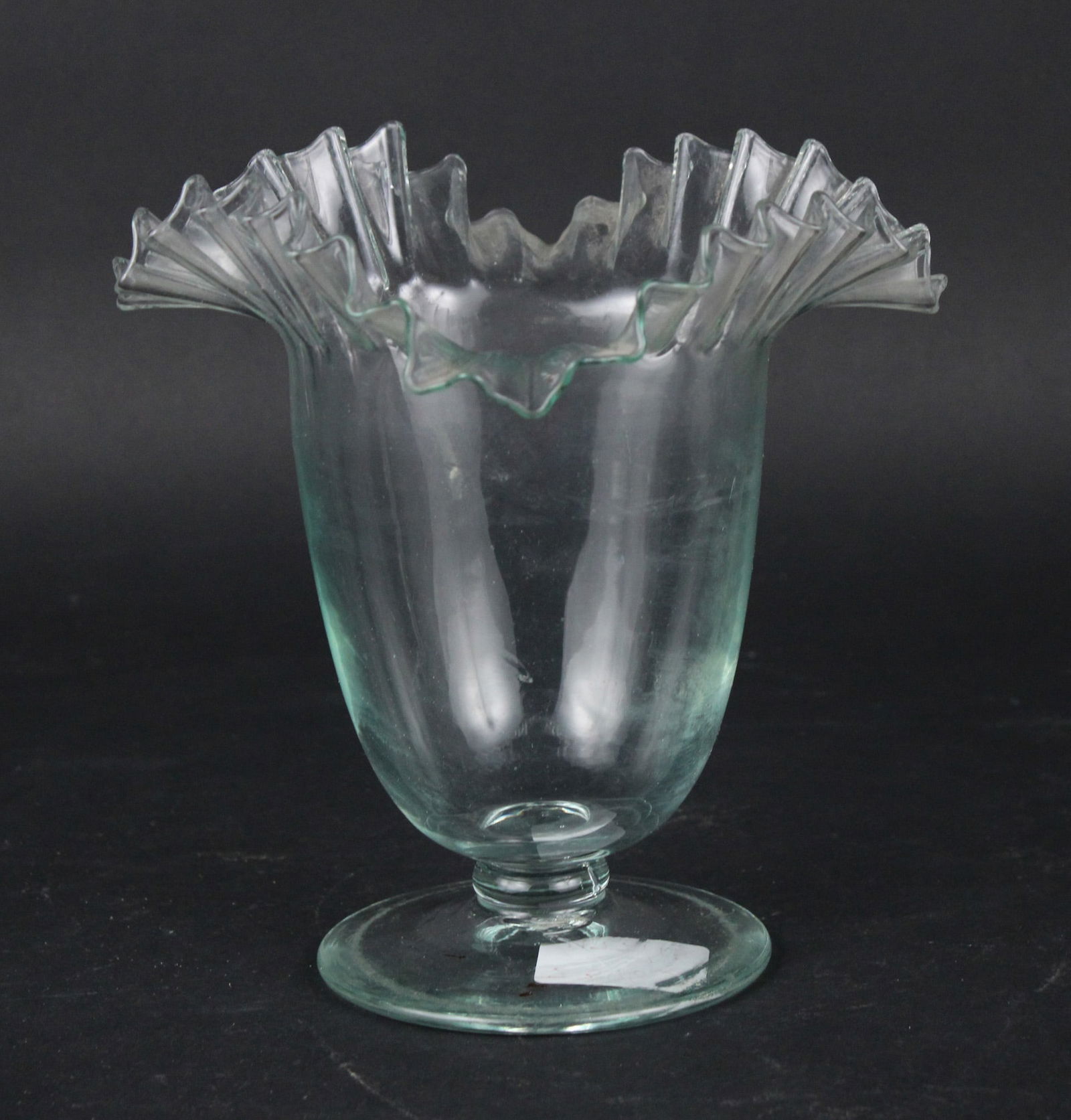 Thirteen Glass Table Articles - 5