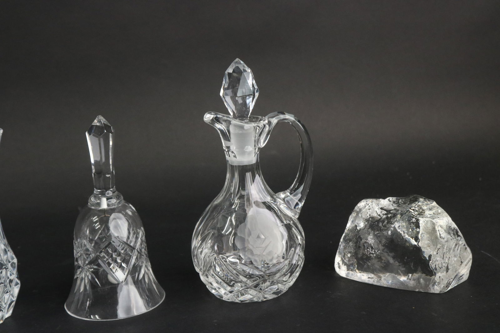 Eight Colorless Glass Table Articles - 4