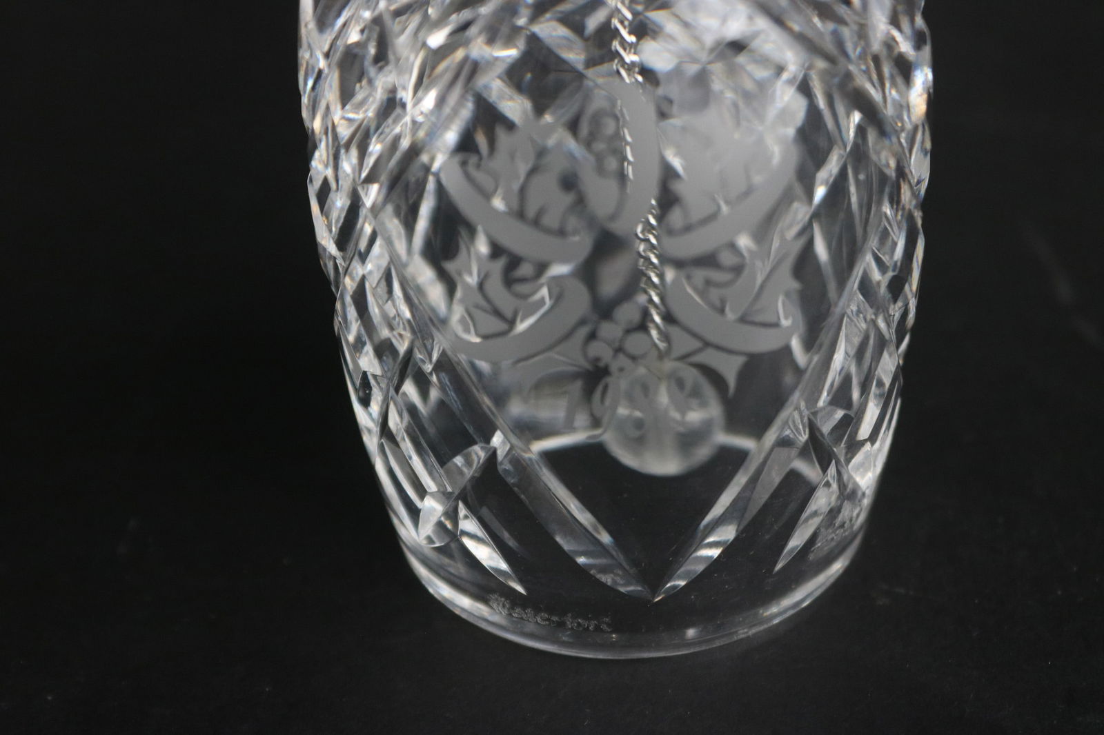 Eight Colorless Glass Table Articles - 7