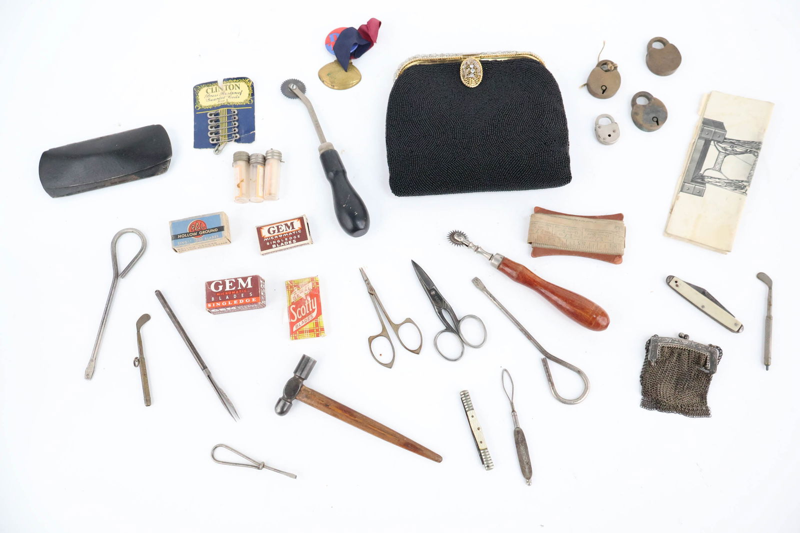 Collection of Sewing, Blades, and Pen Knives (1 of 10)