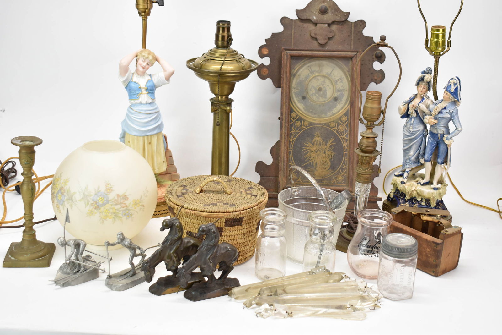 Group of Assorted Table Articles (1 of 15)