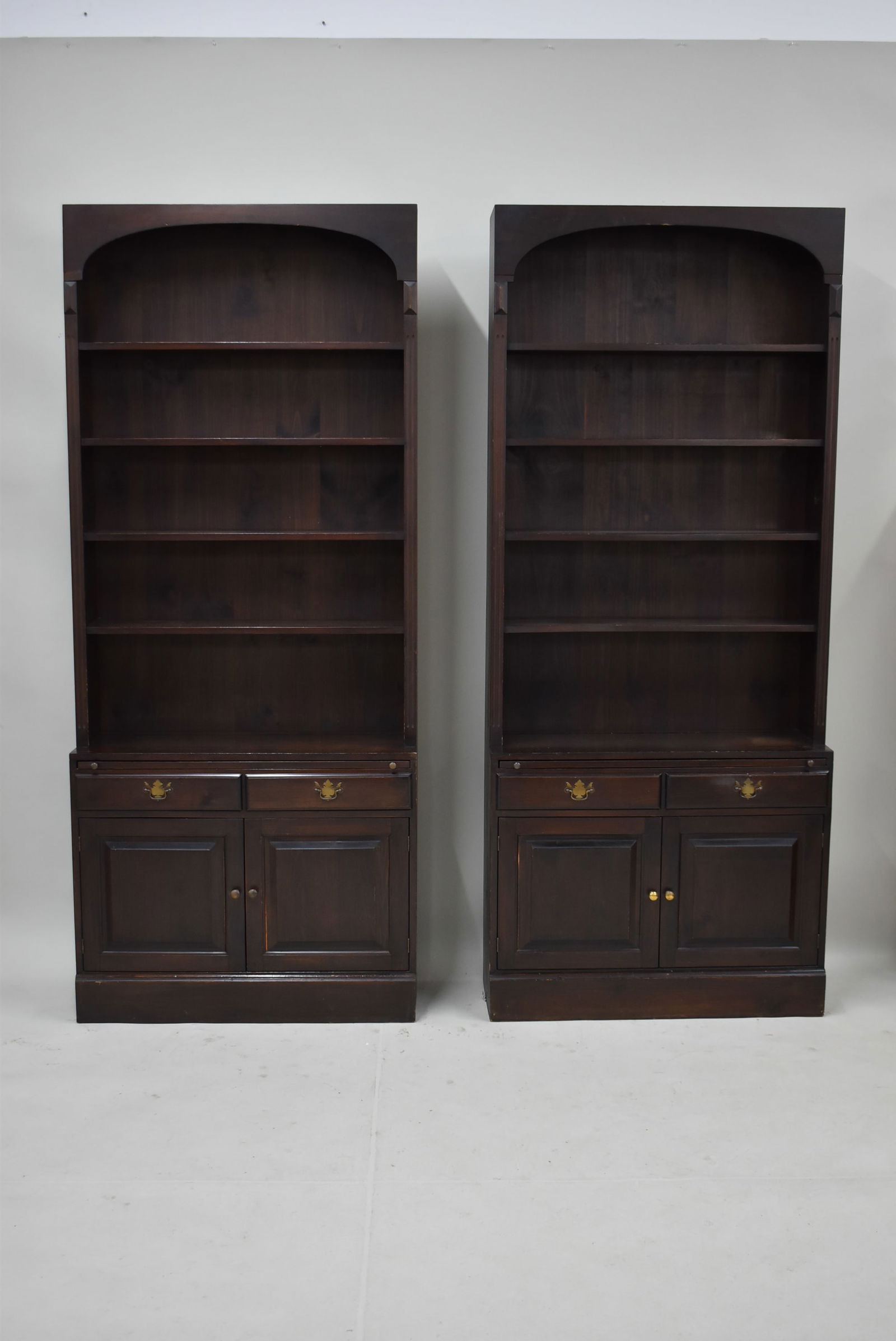 Two Georgian Style Pine Bookcases (1 of 6)