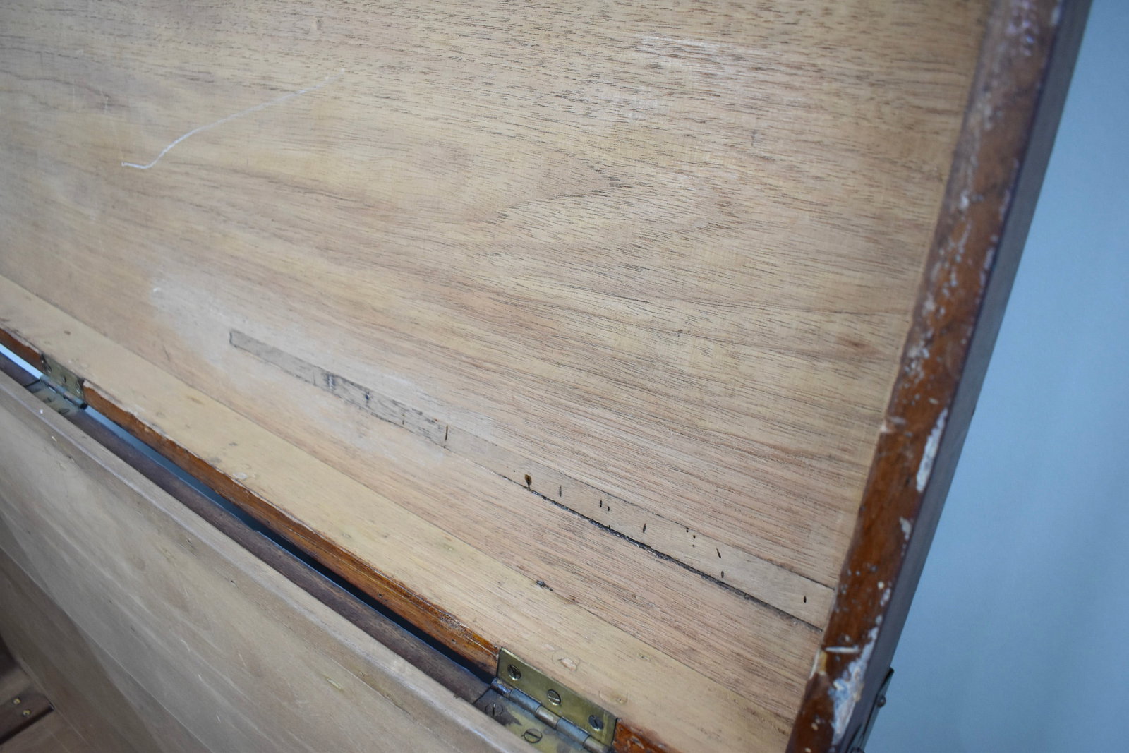 Large Storage Chest - 12