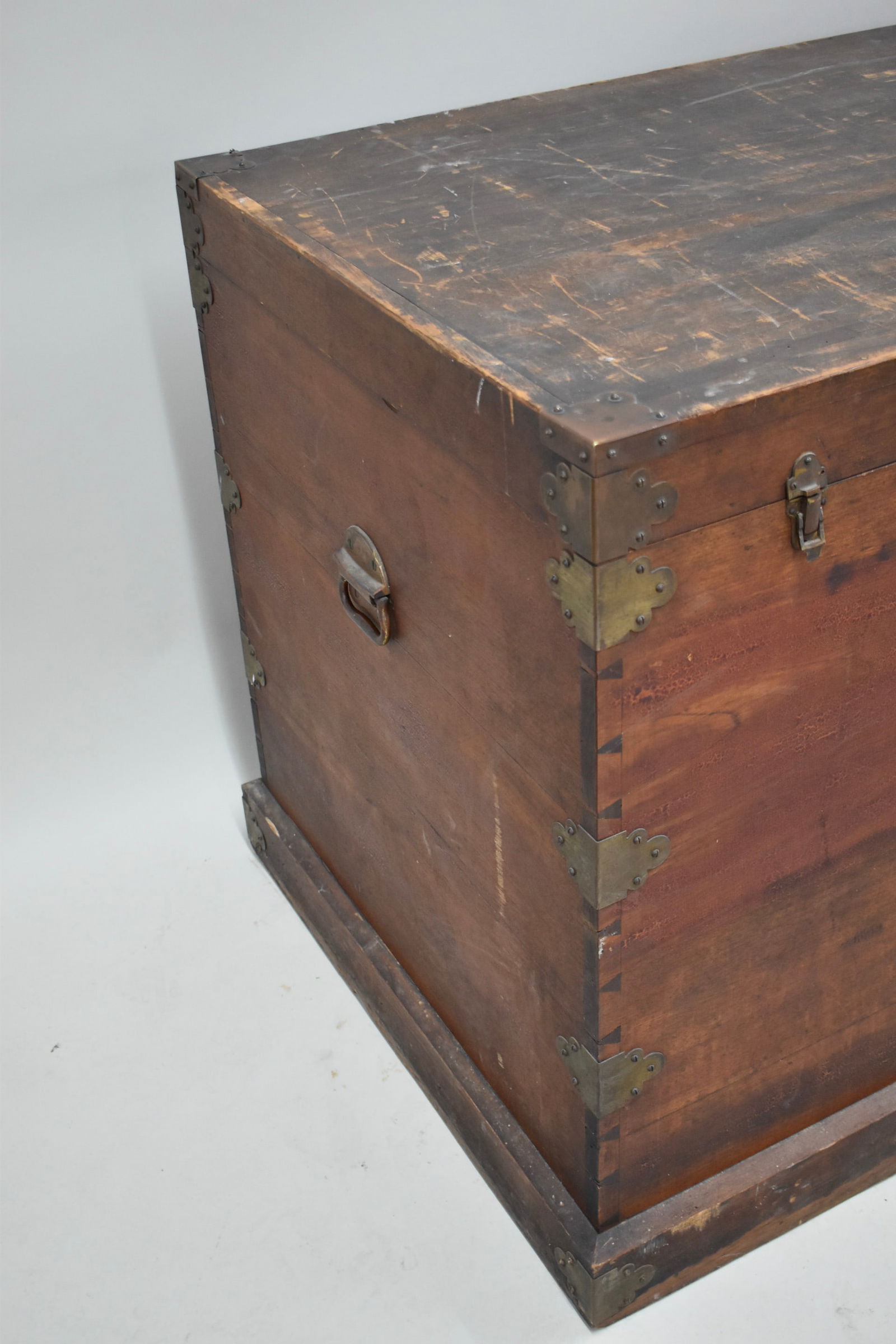 Large Storage Chest - 5