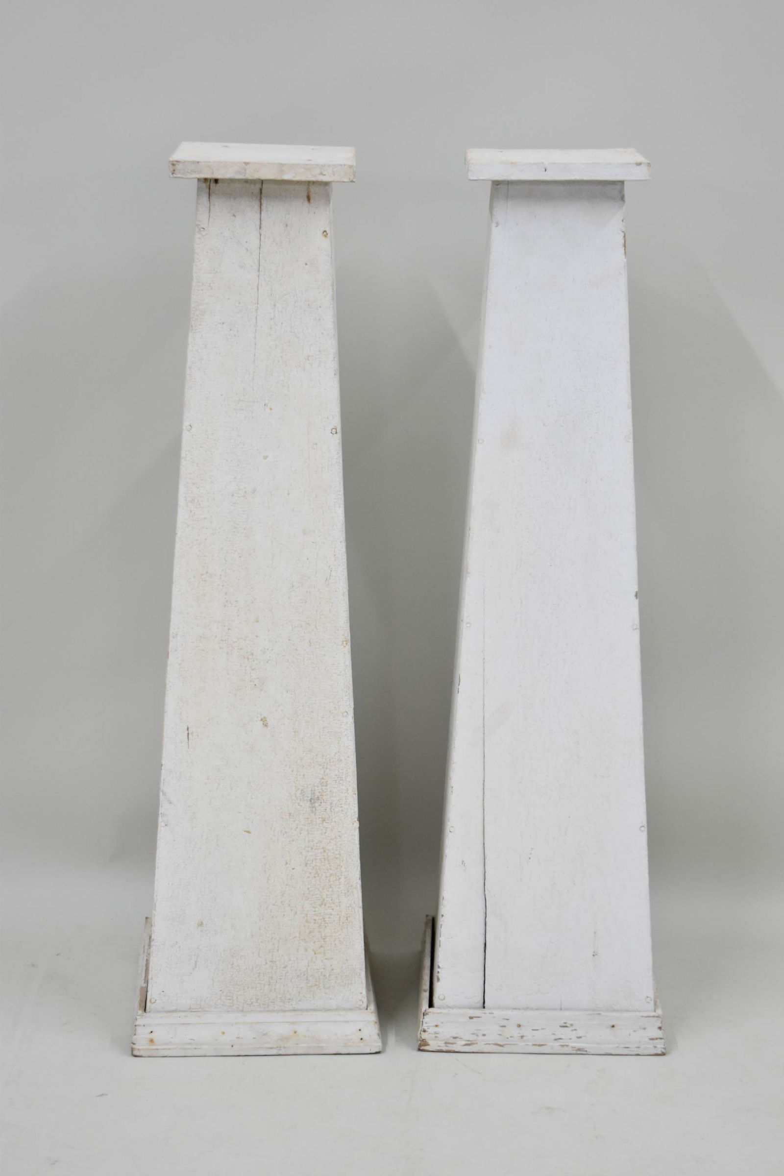 Pair of White Painted Wooden Pedestals (1 of 7)