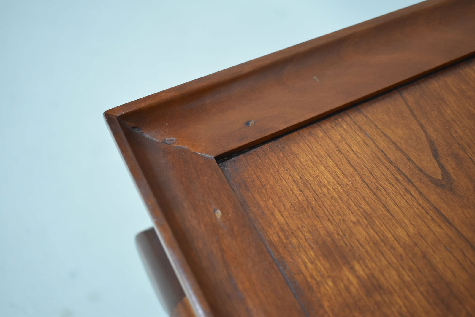 Vintage Eldred Wheeler Tea Table - 9