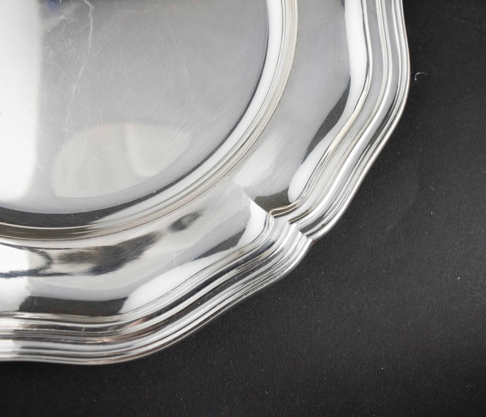 Six 800 Silver Plates - 2