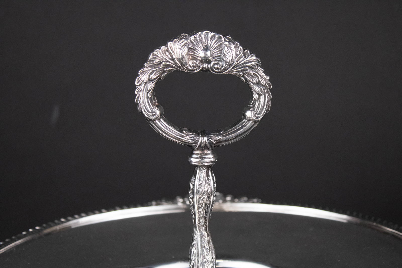 800 Silver Two Tiered Stand - 2