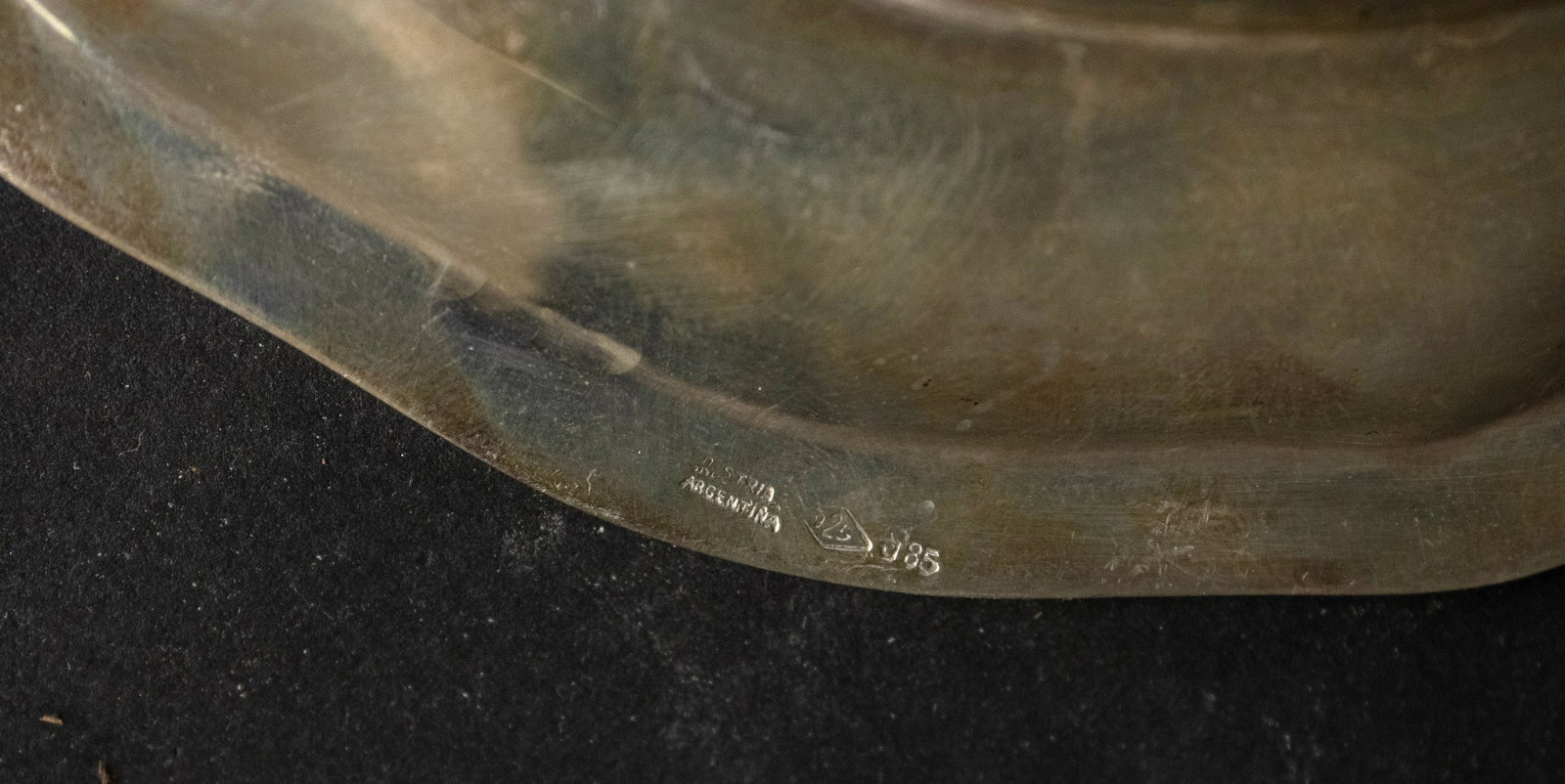 Continental 830 Silver Circular Covered Vegetable - 12