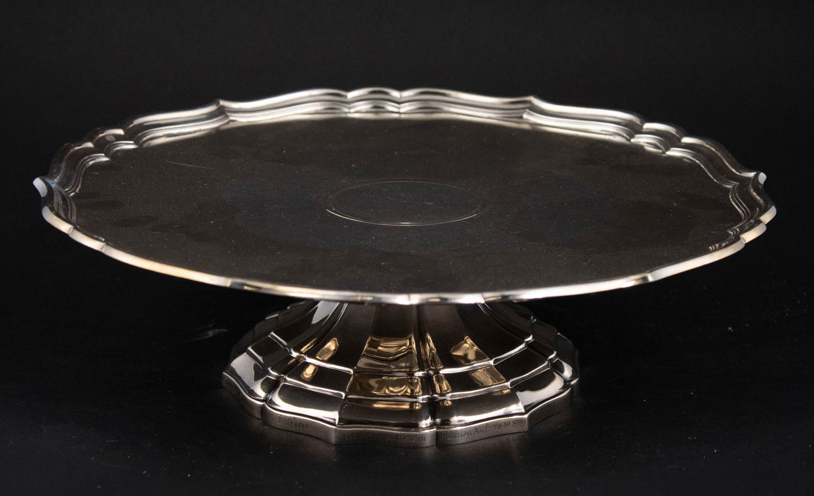 800 Silver Cake Stand: 800 Silver Cake StandIn the Chippendale taste. Approx. 31 t.o.3 x 12 in. (7.6 x 30.5 cm.)