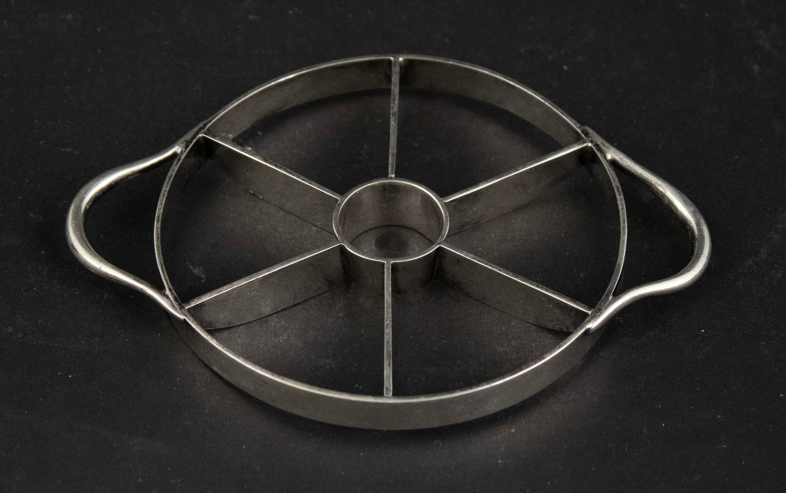 Asprey Sterling Silver Apple Corer: Asprey Sterling Silver Apple Corer English, approx. 3 t.o. 5 in. (12.7 cm.)