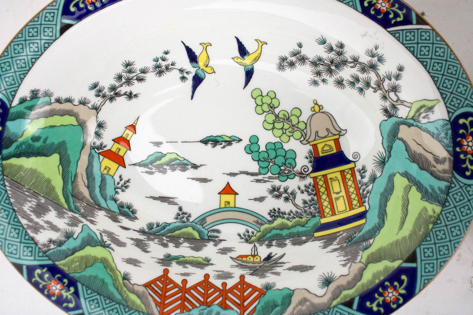 Six "Chinese Willow" Pattern Serving Pieces - 3