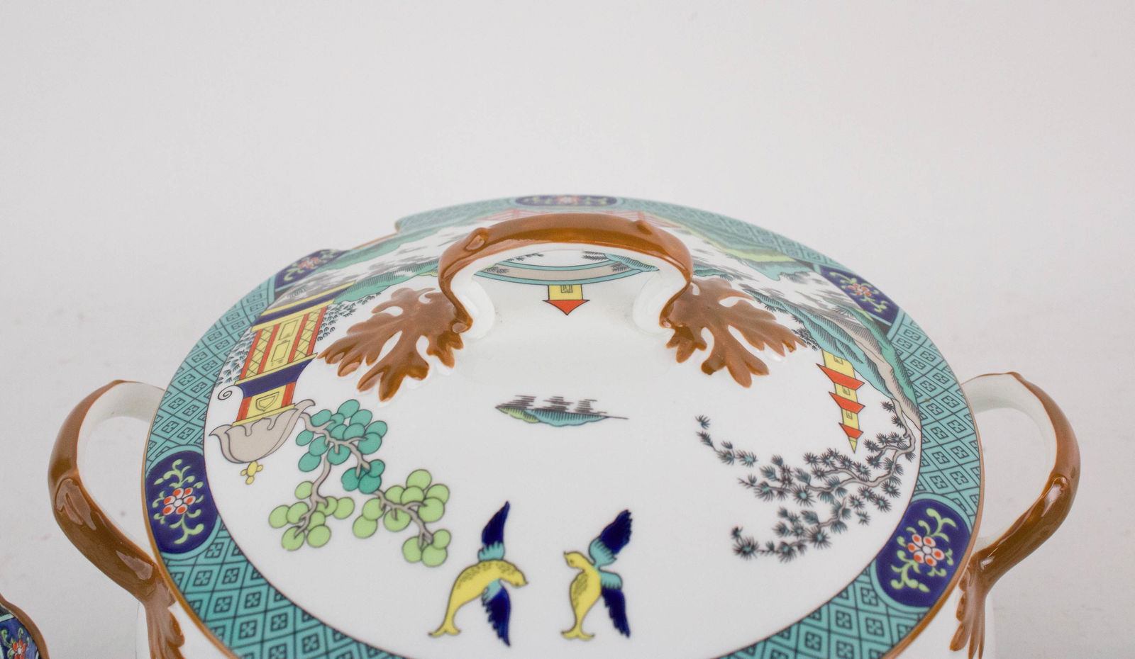 Five "Chinese Willow" Pattern Serving Pieces - 2