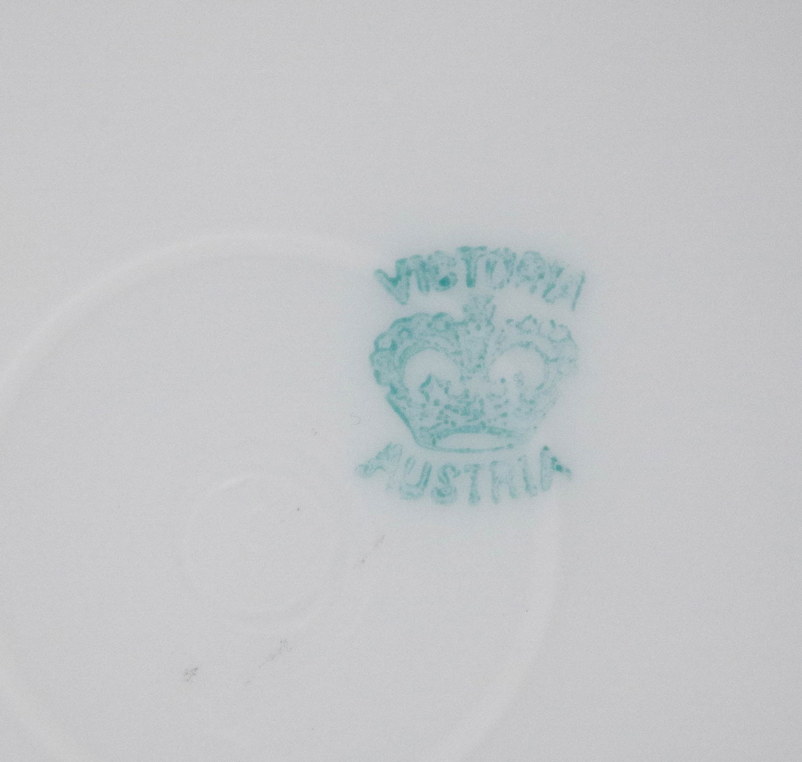 Nine Pheasant Pattern Shaped Serving Plates - 8