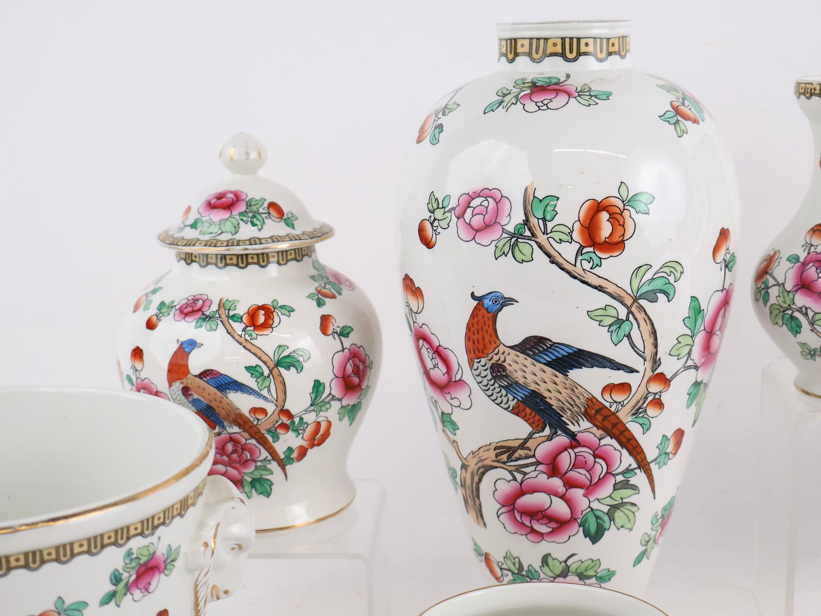 Eleven Whieldon Ware Pheasant Pattern Vases and Decorative Items - 5