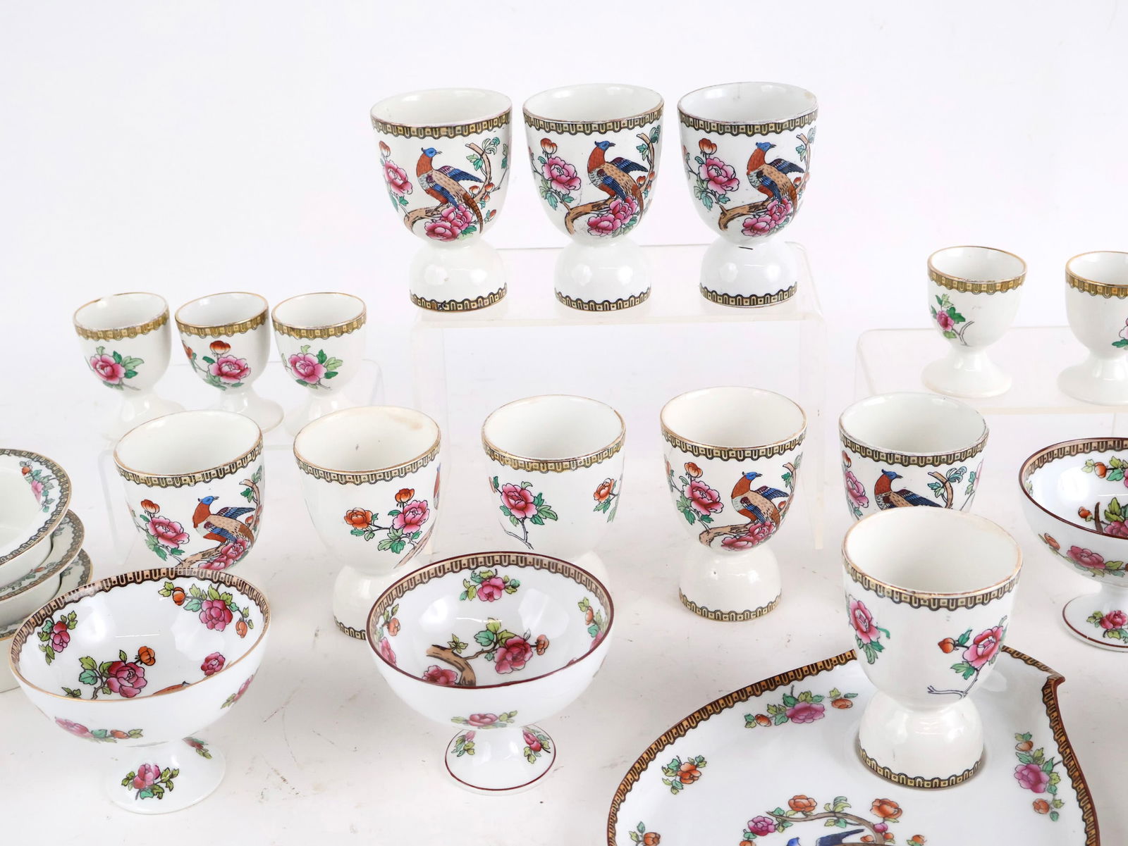 Twenty-Four Whieldon Ware Pheasant Pattern Serving Pieces - 4