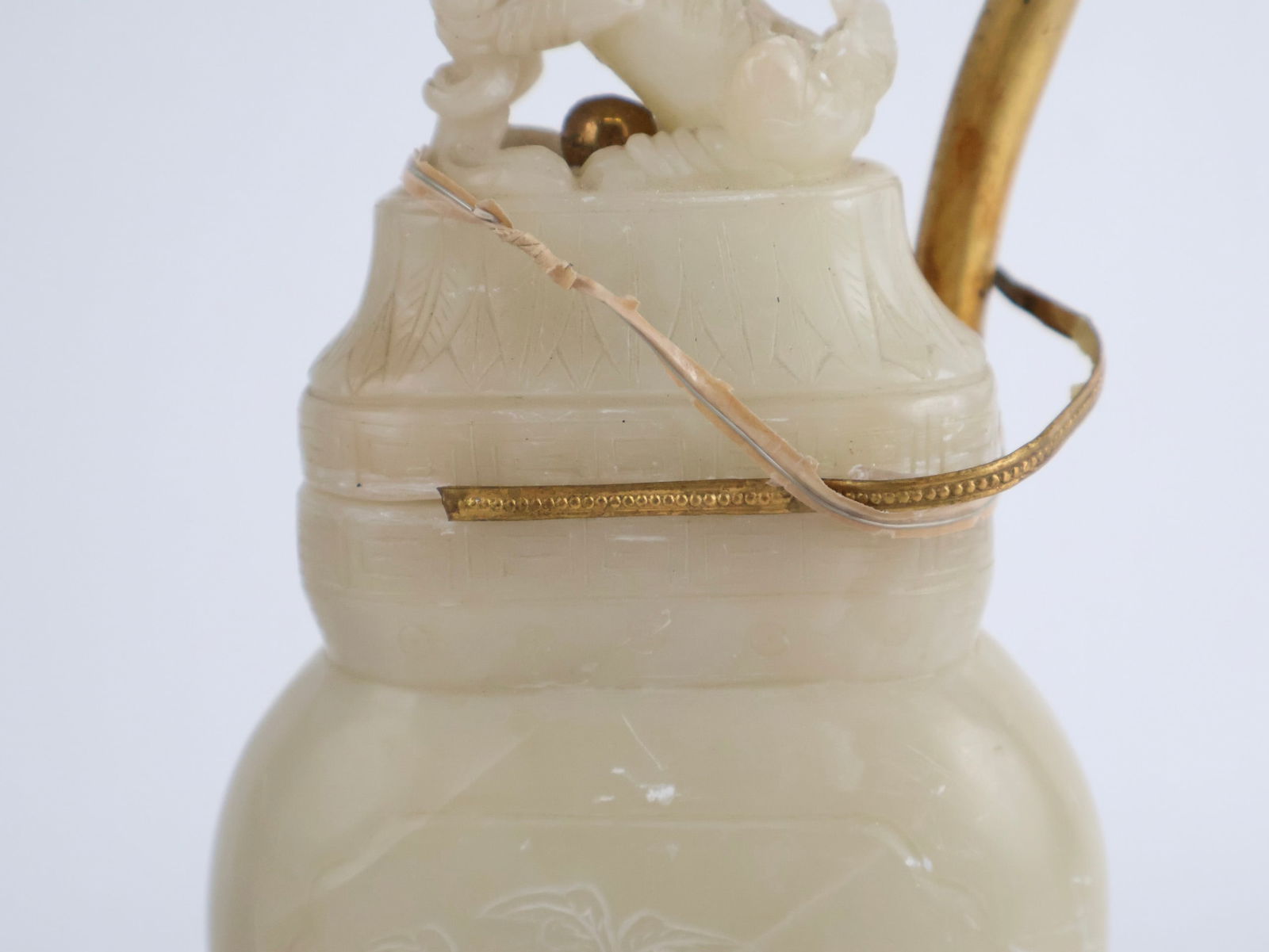 Two Chinese Hardstone Urns - 7