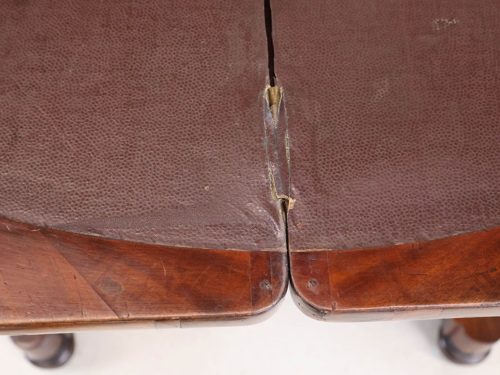 Victorian Mahogany Sewing Table - 12