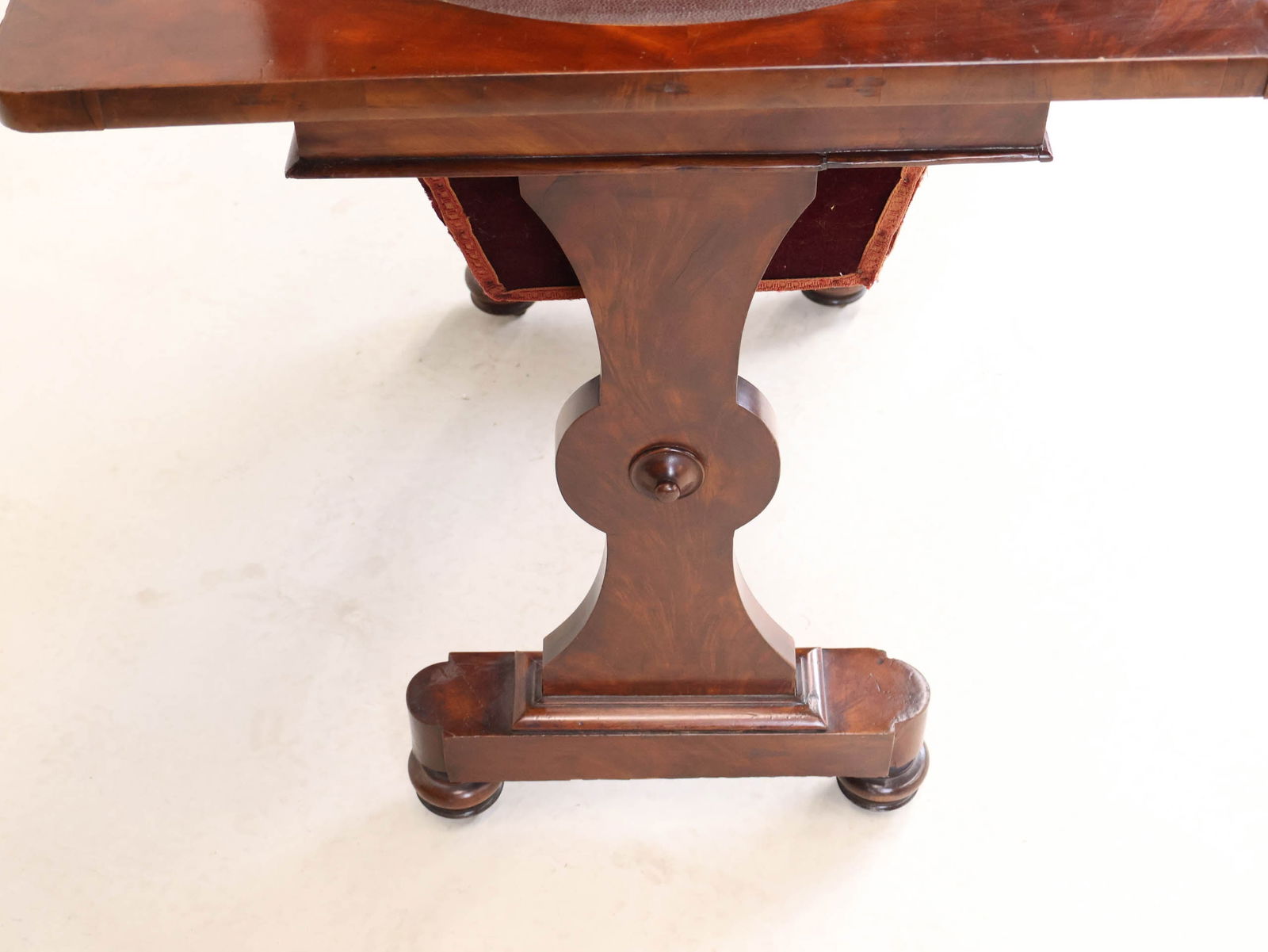 Victorian Mahogany Sewing Table - 14