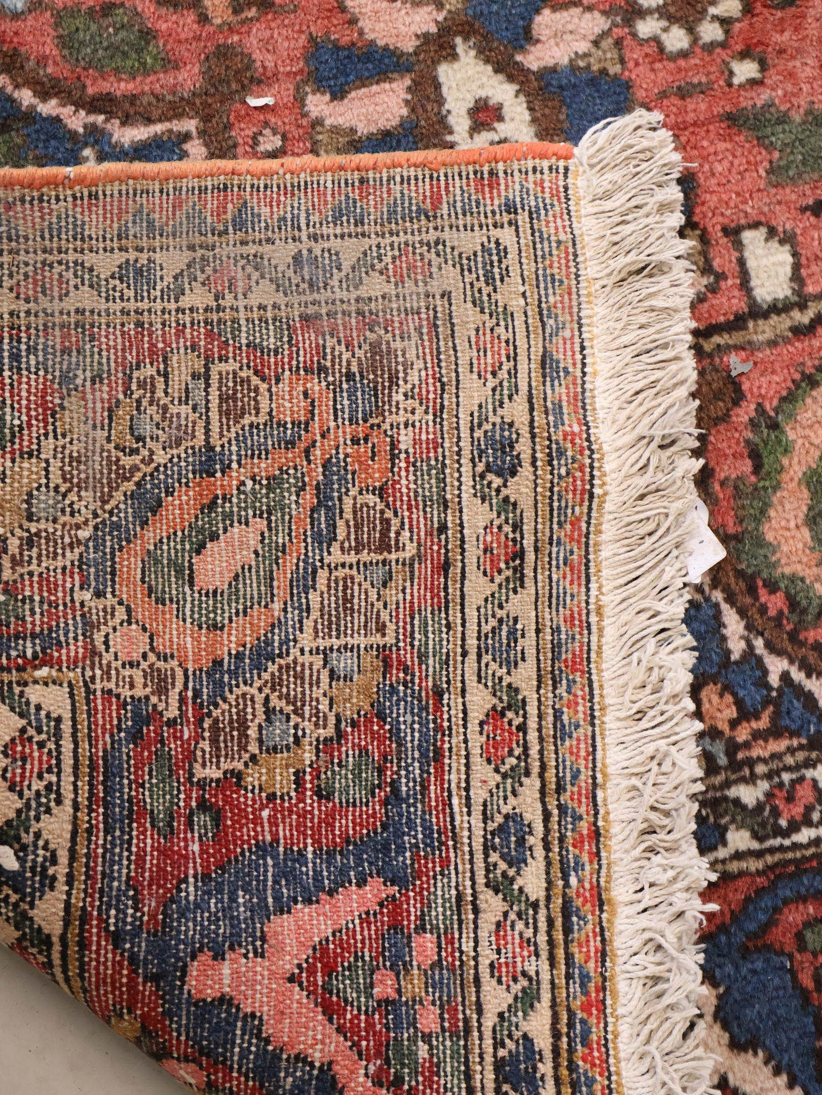 Bakhtiari Carpet - 11
