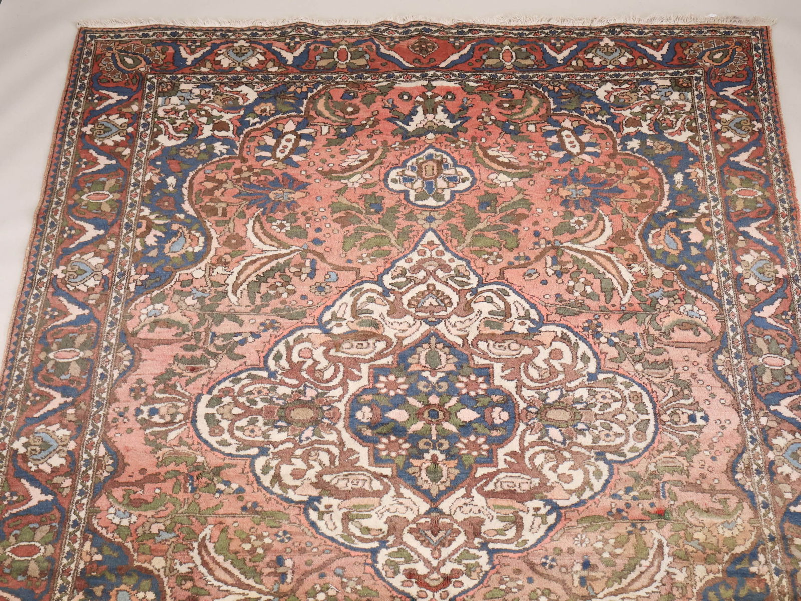 Bakhtiari Carpet - 2